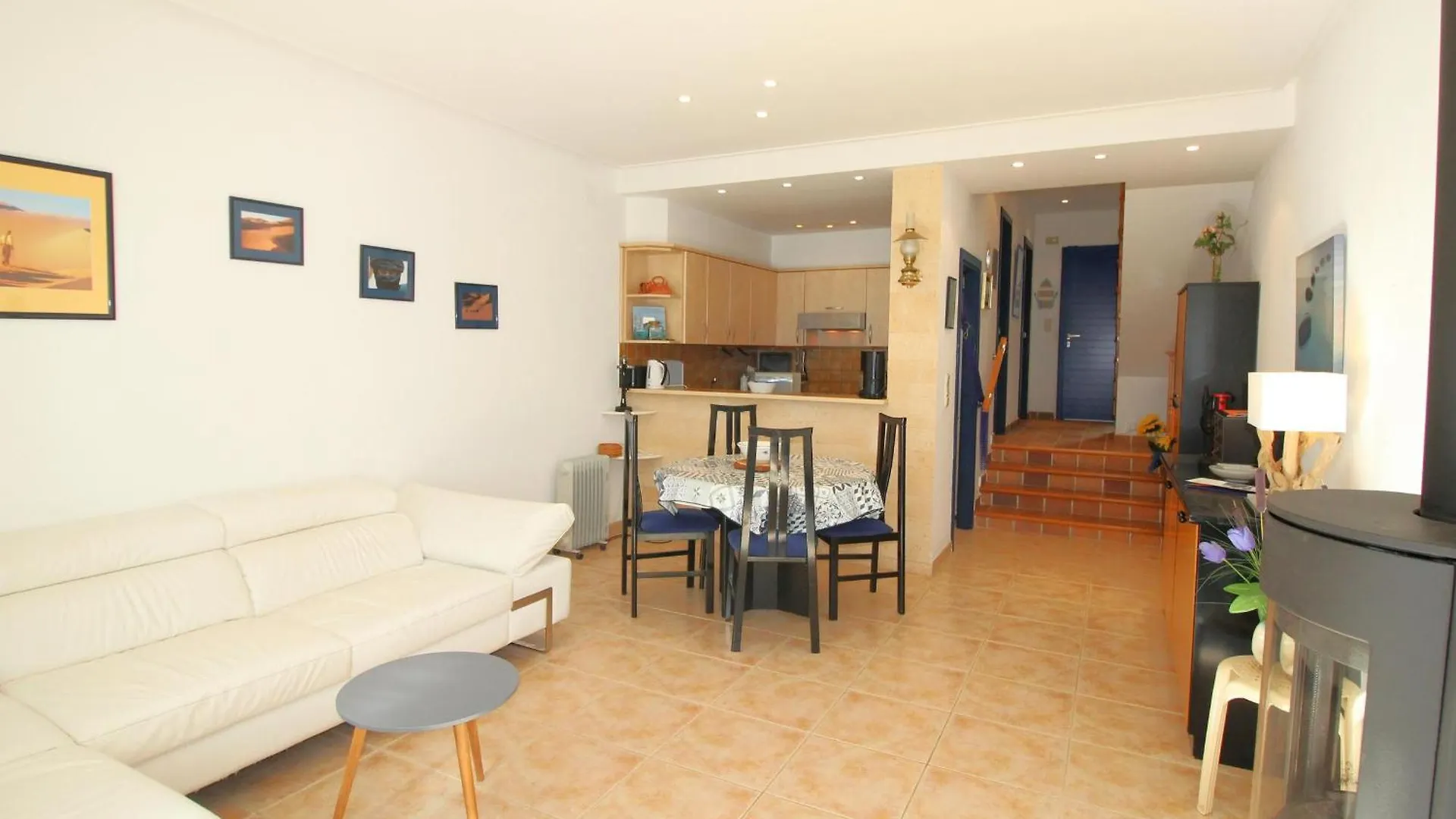 Casa En Primera Linea De Mar Con Acceso Directo A Playa Y Vistas Espectaculares - Es-228-176 Llanca 0*,  Spain