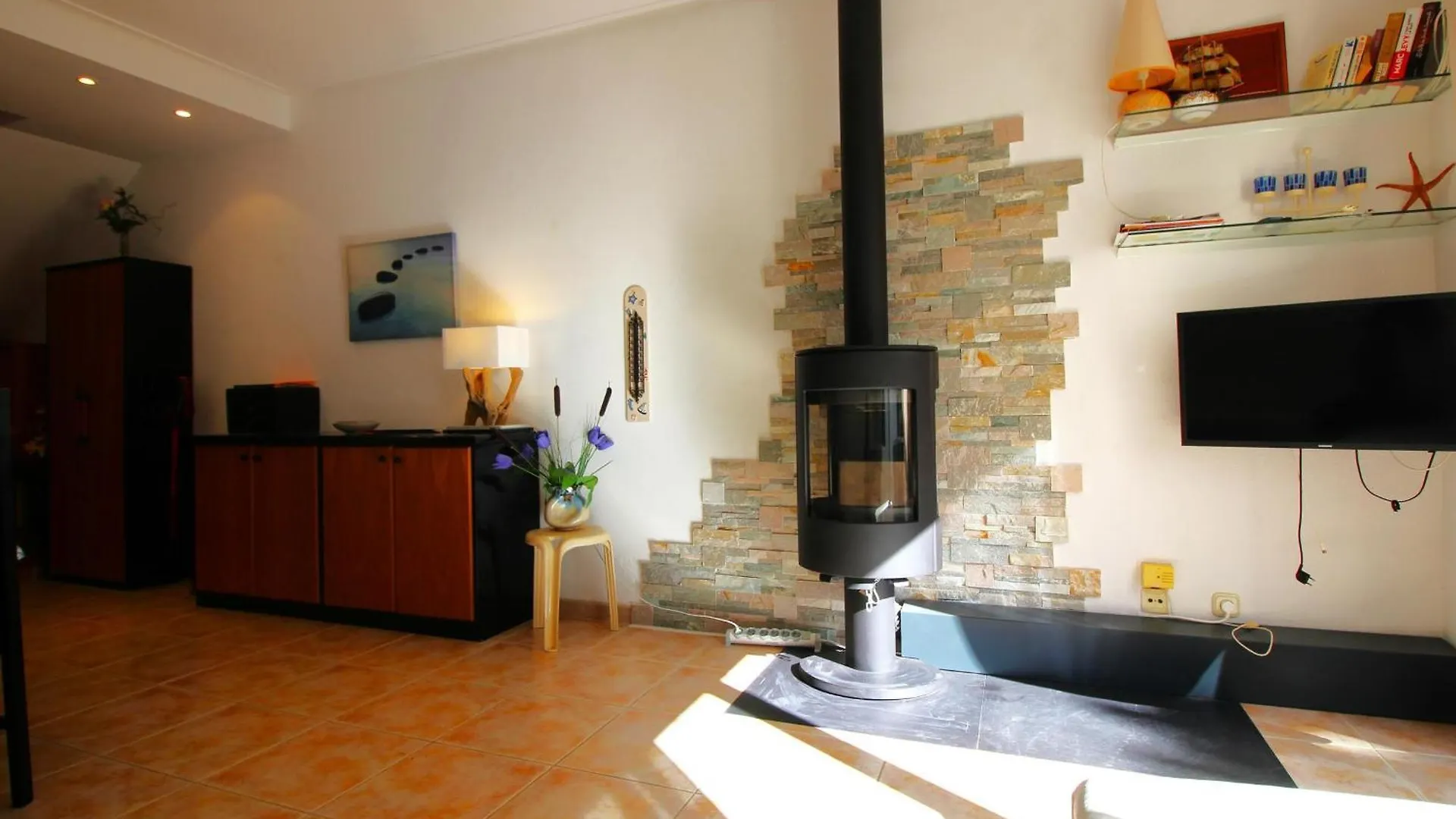 Casa En Primera Linea De Mar Con Acceso Directo A Playa Y Vistas Espectaculares - Es-228-176 Llanca Holiday home